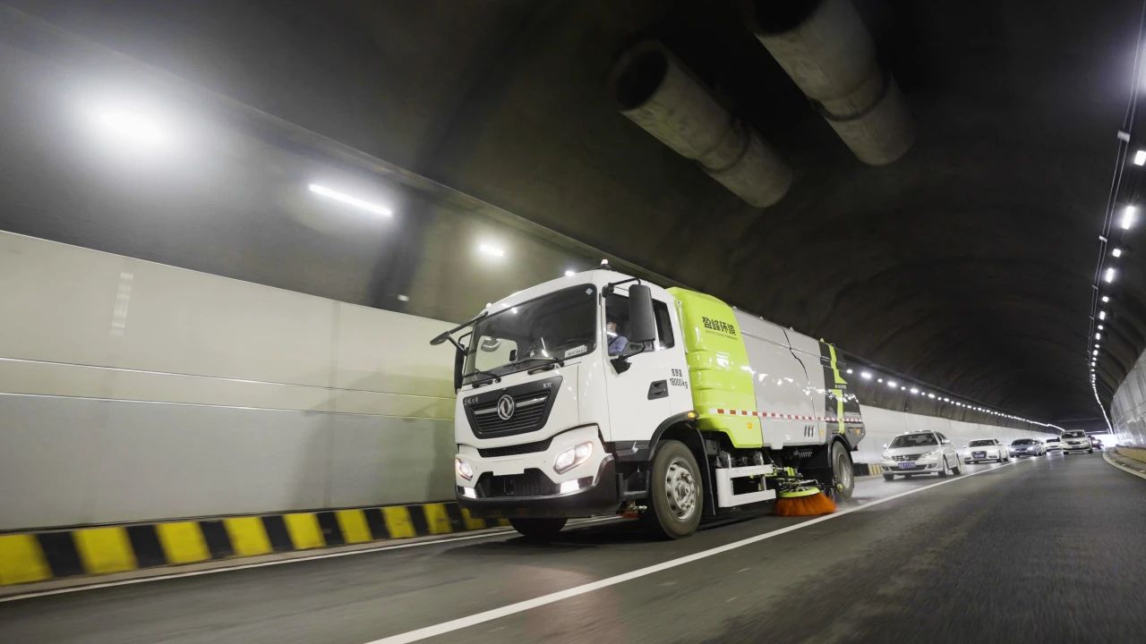 获赞！金年金字招牌(jinnian)环境新能源装备硬核守护2024珠海航展