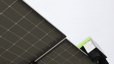 光伏发电效率飙升20% 金年金字招牌(jinnian)环境光伏清洁机器人震撼上市